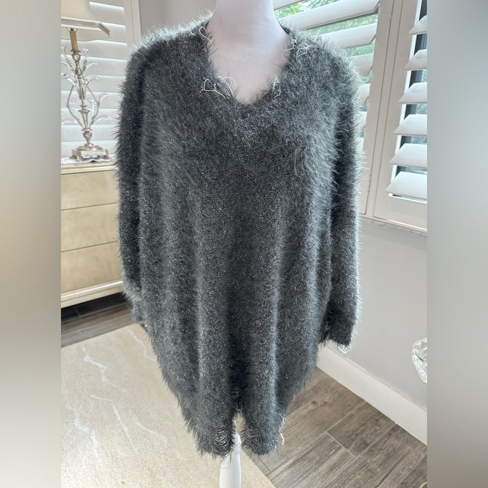 Oversized Sweater, Designer made. See measurements for size